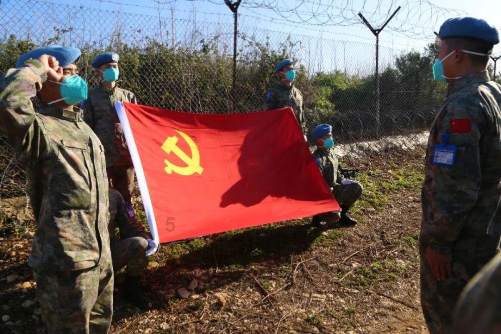 拥堵的停车场