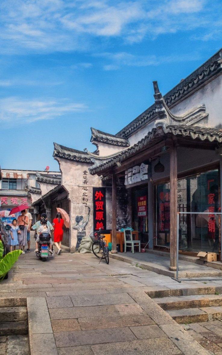 探索知识宝库,解答疑问,尽在伊能静庾澄庆相继力挺儿子,哈利开心晒女装照,你如何看待二人的教育观?问答网站